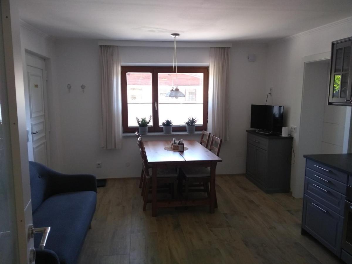 Gaestewohnung Schlossblick Grödig Exterior foto